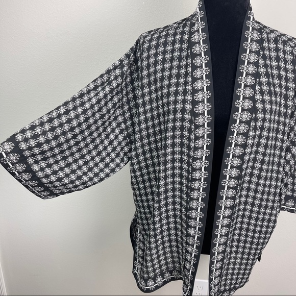 NWOT Max Studio Open Front Kimono Sleeve Jacket M - Picture 4 of 10